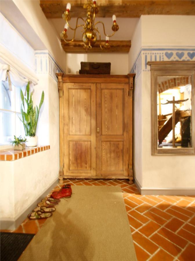 Bohemian Hideout, Old Town, Tartu Home Exterior photo